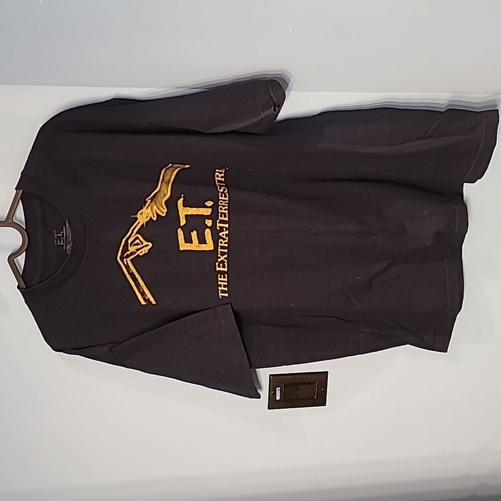 E.T  t-shirt XL